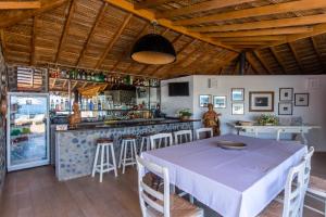 ห้องอาหารหรือที่รับประทานอาหารของ Villas del Mar Máncora