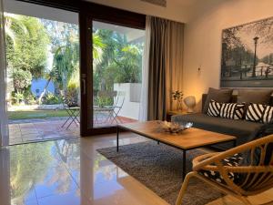 Zdjęcie z galerii obiektu PUERTO BANUS CRYSTAL Suite w Marbelli
