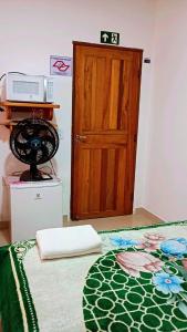 A cozinha ou cozinha compacta de Chalés e suítes lima