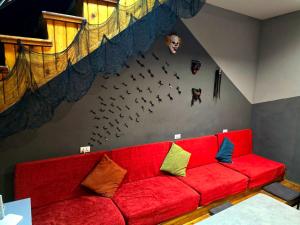 Zona d'estar a Scary Hostel