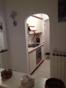 A kitchen or kitchenette at Civico 3
