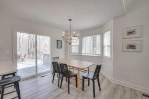 Fotografie z fotogalerie ubytování Woodland Retreat - Modern Comfort Near Nashville v destinaci Kingston Springs