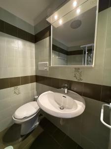 Ένα μπάνιο στο Monolocale/ apartment Caterina