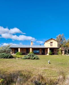 Το κτήριο όπου στεγάζεται  το bed & breakfast