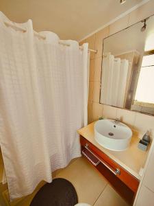 Ένα μπάνιο στο Depto. En el centro de Santiago