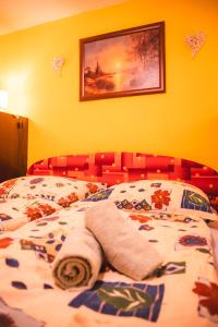 A bed or beds in a room at Vilka Stefi