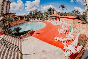 Бассейн в Apartamento Hotsprings em Caldas Novas или поблизости +11 фотографий