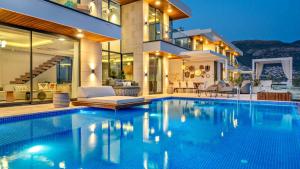 Fotografie z fotogalerie ubytování Kalkan Luxury 5 Bedroom Villa - 9881 v destinaci Kalkan + 34 fotografií