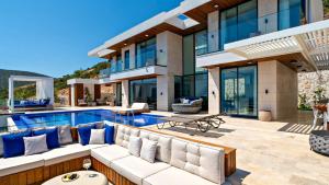 Fotografie z fotogalerie ubytování Kalkan Luxury 5 Bedroom Villa - 9881 v destinaci Kalkan