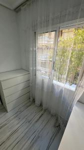 Ein Balkon oder eine Terrasse in der Unterkunft Playa del Cura apartment with 2 bedrooms