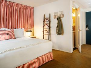 Un ou plusieurs lits dans un hébergement de l'établissement Palihotel Melrose