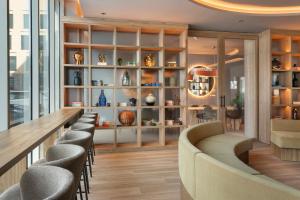 B&B HOTEL Madrid Carabanchel的休息区