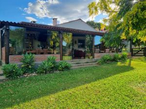 En have udenfor Chácara Alci Guedes