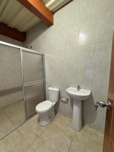 Koupelna v ubytování KETHALYA TAYRONA Hostal