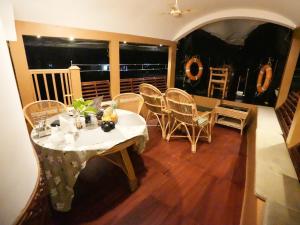 Kalappura Houseboats & Tours的休息区