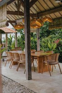 Zahrada ubytování Tropical Villa Indah - Private Jungle Oasis with Pool & Views