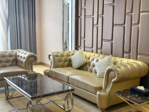 Posezení v ubytování Suning Universal Hotel ALL-SUITES