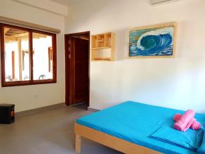 Voodi või voodid majutusasutuse Lokal Home Hostel toas +27 fotot