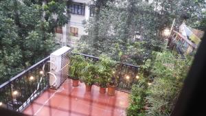 Balkón nebo terasa v ubytování Ledrum House - 50m to Hoan Kiem lake
