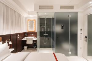 Koupelna v ubytování Ruby Stella Hotel London