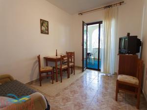 Fotografia z galérie ubytovania Spacious apartment with terrace in Malinska v Malinskej