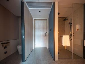 Koupelna v ubytování Tianfu Joyhub Cheer Hotel