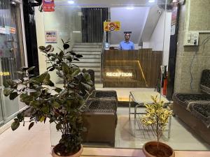 Hotel Sparkling Pearl的休息区
