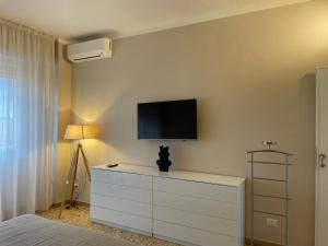 TV a/nebo společenská místnost v ubytování Casa Mirfak