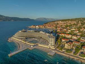 an aerial view of a cruise ship in the water at Grand Hotel View in Postira