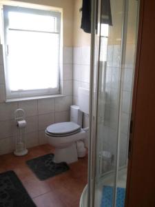 Ένα μπάνιο στο Bungalow Mechow