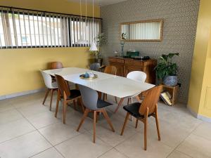 Zdjęcie z galerii obiektu Maison avec piscine à 10 min du centre de Bordeaux w mieście Bègles