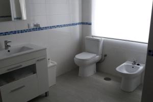 Fotografia z galérie ubytovania C&BLOLA - Habitacion independiente con baño privado y aire acondicionado - Minimo 3 dias v destinácii Puerto Real