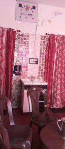 Posezení v ubytování Pine Guest House sawan tangmarg + 21 fotografií