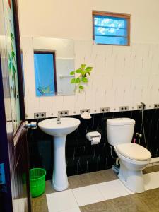 Bagno di Moon Glow Guest