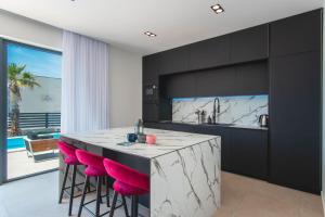 Gambar di galeri bagi Villa Cubus di Stara Novalja