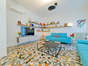 Μια τηλεόραση ή/και κέντρο ψυχαγωγίας στο San Felice's Urban Elegance