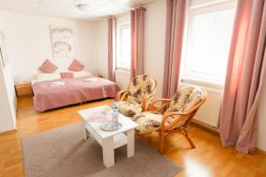 Afbeelding uit fotogalerij van Penzion Romantik in Dolná Streda