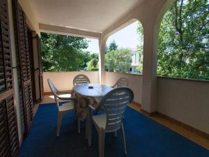 Fotografia z galérie ubytovania Spacious apartment with terrace in Malinska v Malinskej