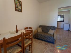 Fotografia z galérie ubytovania Spacious apartment with terrace in Malinska v Malinskej