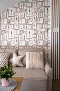 Khu vực ghế ngồi tại Apartament KOLEJOVA 21 - przytulny apartament, blisko centrum