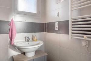 Bilik mandi di Petite maison à la campagne