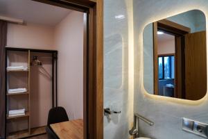 Baðherbergi á Peak Hotel Kazbegi