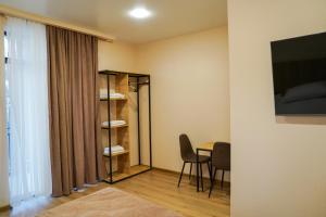 Sjónvarps- og/eða afþreyingartæki á Peak Hotel Kazbegi