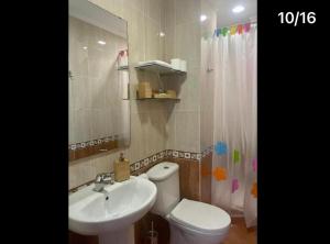 Phòng tắm tại Apartamento Reina Mercedes