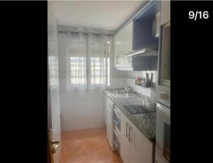 Nhà bếp/bếp nhỏ tại Apartamento Reina Mercedes