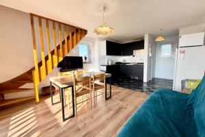Η κουζίνα ή μικρή κουζίνα στο Duplex - Balcon - Vue océan 180