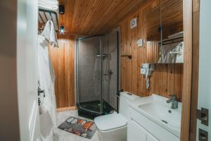 Ένα μπάνιο στο Asman Glamping