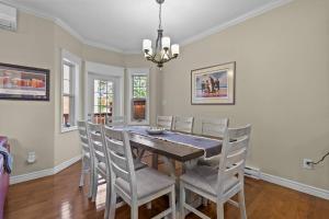 Foto sihtkohas Saint John's asuva majutusasutuse Freshwater Joys Jellybean 3br Gem In St John's galeriist