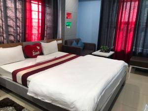 Fotografie z fotogalerie ubytování Samrat Hotel and Lodge v destinaci Rānībirta