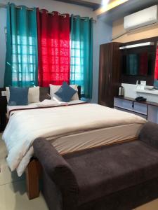 Fotografie z fotogalerie ubytování Samrat Hotel and Lodge v destinaci Rānībirta